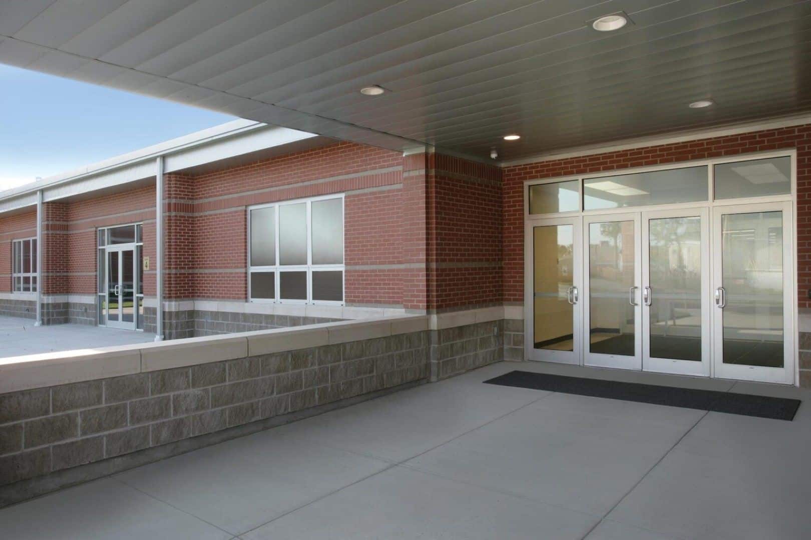 Henryville Schools - Kawneer Canada