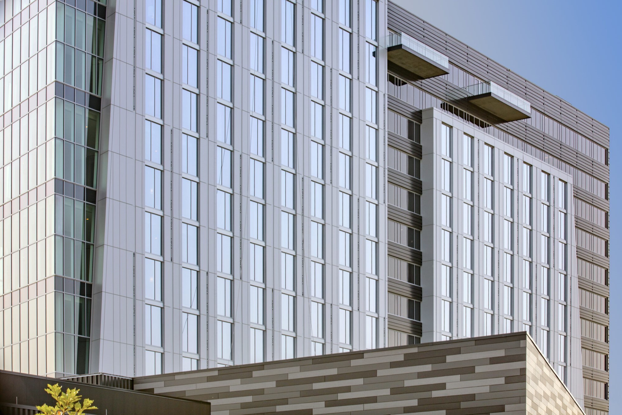 MetroView® FG 501T Window Wall - Kawneer Canada