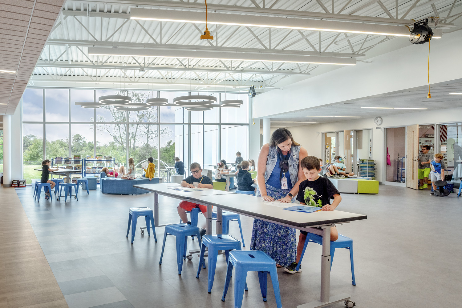 Ehrman Crest Elementary and Middle School Cranberry Township, Pennsylvania Kawneer